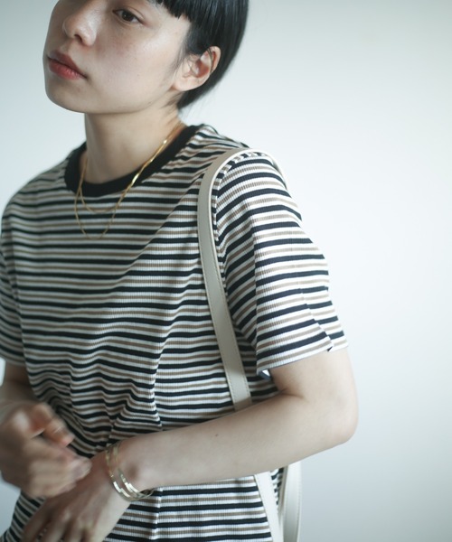 spoon store(スプーンストア)の「マルチボーダーTシャツ(Tシャツ/カットソー・レディース・ブラック/ピンク/ブルー・フリー)」の5枚目の写真