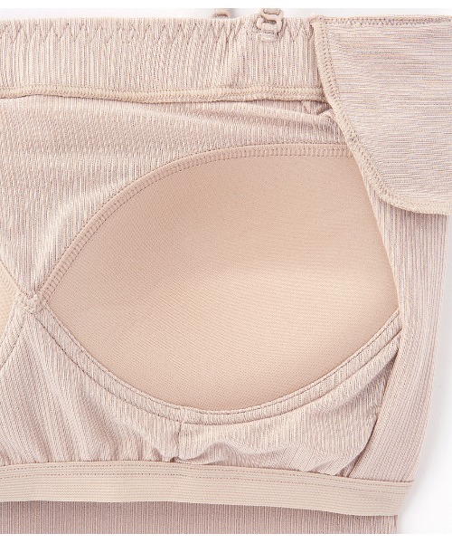 PEACH JOHN（ピーチジョン）の「吸水速乾素材のカップ付きキャミ。パッド付きでワキ汗対策も　クーリッシュリブ２ＷＡＹパデットショートキャミ（キャミソール・レディース・ブラック/ベージュ・LARGE/SMALL/MEDIUM）」の12枚目の写真