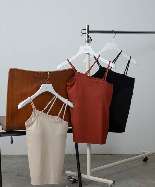 Amiur（エミレ）の「cord arrange bra top（チューブトップ・レディース・アイボリー/テラコッタ/ブラック・FREE）」の8枚目の写真