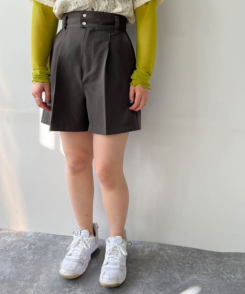 179/WG(イチナナキュウダブルジー)の「ハイウエストショートパンツ(その他パンツ・レディース・ベージュ/チェック/チャコールグレー/グリーン・MEDIUM)」の2枚目の写真