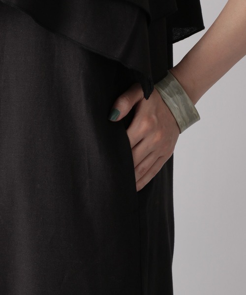 LOWRYS FARM（ローリーズファーム）の「フリルサロペット　280473（サロペット/オーバーオール・レディース・ブラック/ブラウン/アイボリー・FREE）」の11枚目の写真