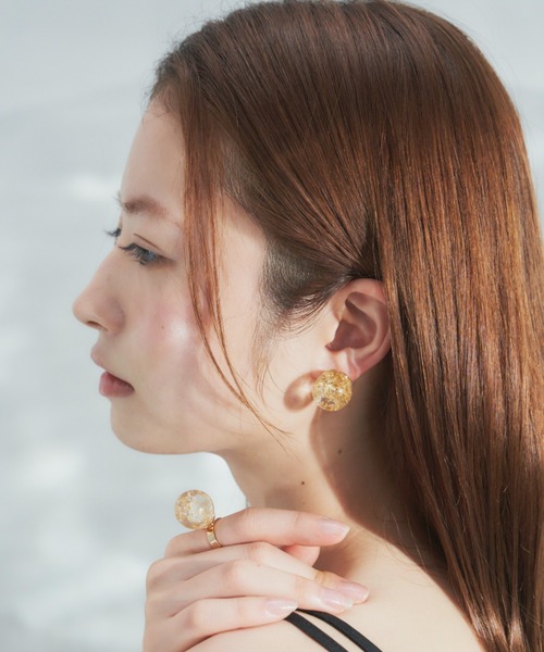 VANNIE U(ヴァニーユー)の「sphere earring(イヤリング・レディース・シルバー/ゴールド/クリア・FREE)」の14枚目の写真