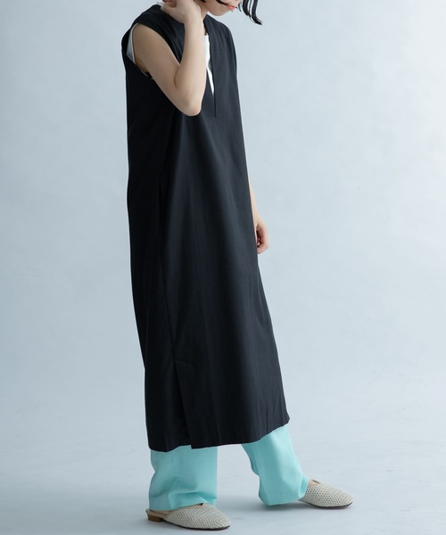 FORK&SPOON　コットンナイロンVネックワンピース25SS 完売ブラック セール】FORK&SPOON コットンナイロンVネックワンピース
