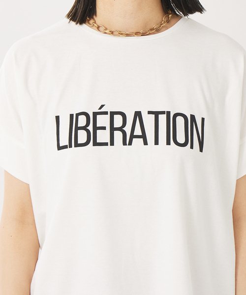 abahouse mavie（アバハウスマヴィ）の「ワイドロゴTシャツ2（Tシャツ/カットソー・レディース・チャコールグレー/ダークネイビー/ホワイト系その他/ホワイト系その他3/グリーン/ブラック・フリー）」の9枚目の写真