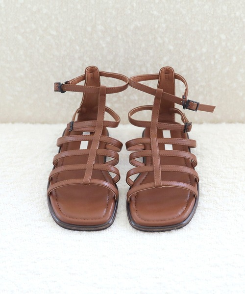 UNE MANSION（ユヌマンション）の「ストラップグラディエーターサンダル（サンダル・レディース・ブラック/ブラウン・23cm/24cm/25cm）」の14枚目の写真