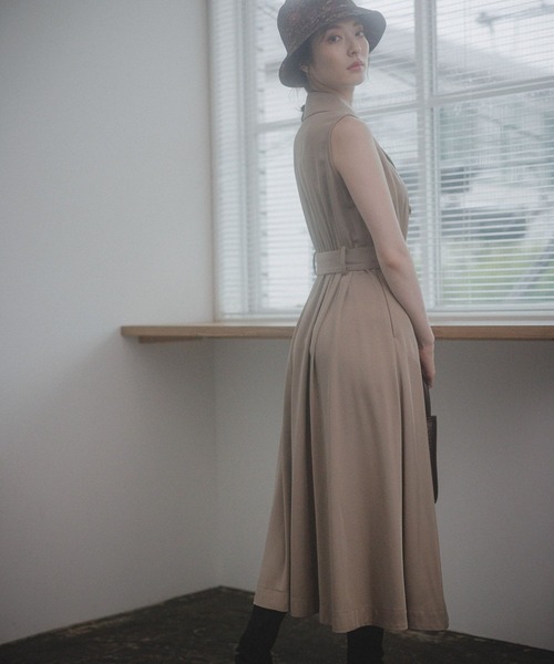 Andemiu(アンデミュウ)の「トレンチワンピ156635(ワンピース・レディース・アッシュグレー/ブラウン/ブルー・FREE)」の15枚目の写真