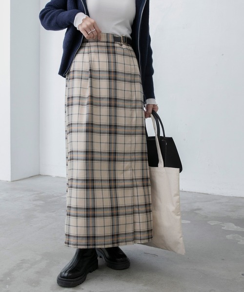 BONLECILL（ボンルシール）の「ベルトデザインチェックスカート（スカート・レディース・ブルー/ベージュ/グリーン/ネイビー/ブラウン/グレー・FREE）」の4枚目の写真