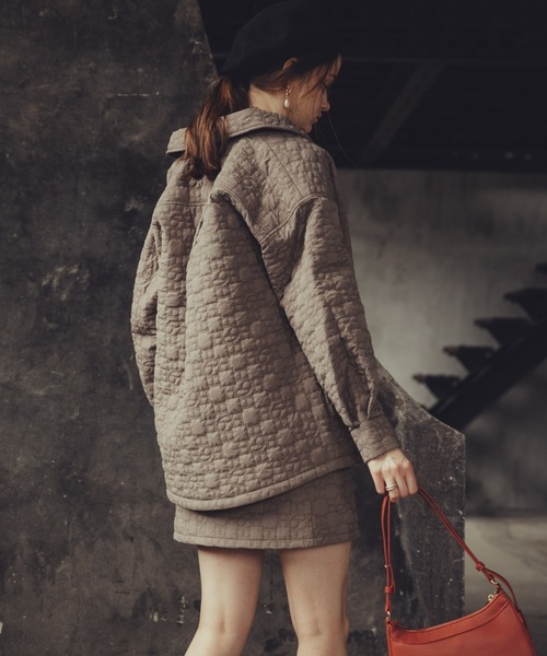 Cheek(チーク)の「オリジナルキルティングミニスカート(スカート・レディース・ブラウン/アイボリー/ピンクベージュ・SMALL/MEDIUM)」の6枚目の写真