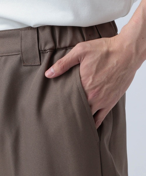BAYFLOW(ベイフロー)の「ツイルテーパードトラウザー(その他パンツ・メンズ・グレー/ブラック/ブラウン・MEDIUM/LARGE)」の13枚目の写真
