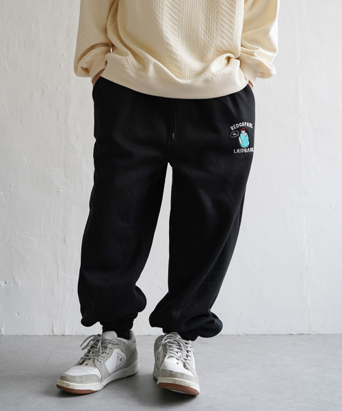 VENCEEXCHANGE（ヴァンスエクスチェンジ）の「【ヒルナンデス！紹介商品】RCGイラスト刺繍スウェットパンツ／RED CAP GIRL／スウェット（スウェットパンツ・メンズ・ホワイト/ブラック/グレー/グリーン/レッド/オフホワイト/ライトグレー/その他2・M/L）」の8枚目の写真