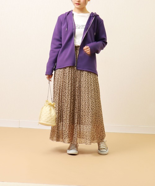 libelle more（リベル モア）の「フーディージップパーカー（パーカー・レディース・パープル/ベージュ/グリーン/チャコールグレー・L/M）」の7枚目の写真