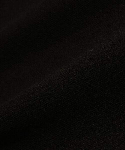 Room no.8（ルームエイト）の「ROOM NO.8 BLACK / ニードル バイカラー