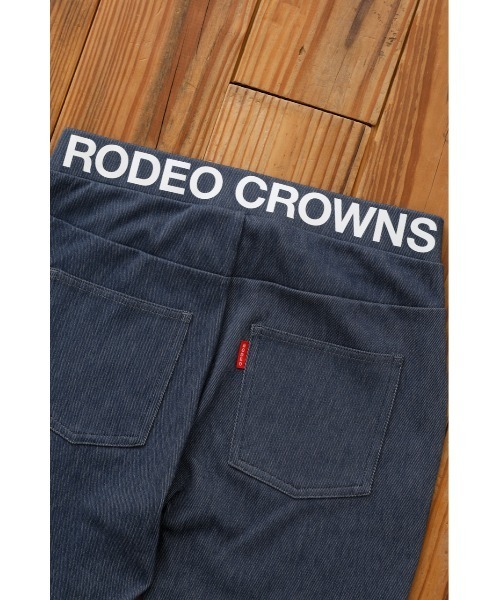 RODEO CROWNS WIDE BOWL（ロデオクラウンズワイドボウル）の「SLIMWALK×RCWB 24hマルチスキニー（レギンス/スパッツ・レディース・ブラック/ブルー・MEDIUM/LARGE）」の17枚目の写真