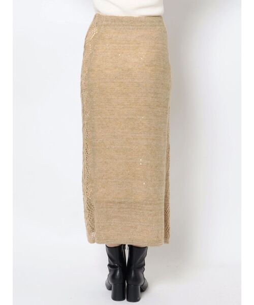 LAGUNAMOON（ラグナムーン）の「スパンコールニットスカート（スカート・レディース・ベージュ/イエロー・SMALL/MEDIUM）」の6枚目の写真