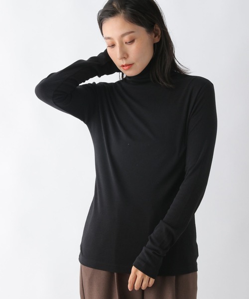 LEPSIM（レプシィム）の「フライスインナータートル　353640（Tシャツ/カットソー・レディース・ブラック/ブラウン/グレイッシュベージュ/グリーン/オフホワイト・FREE）」の2枚目の写真