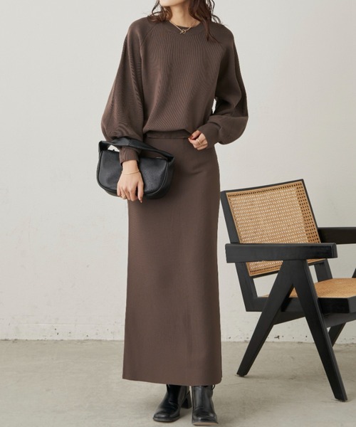 CLEARIMPRESSION （クリアインプレッション）の「【セットアップ対応】クルーネックボリュームスリーブニット（ニット/セーター・レディース・ブラウン/ブラック・FREE）」の18枚目の写真
