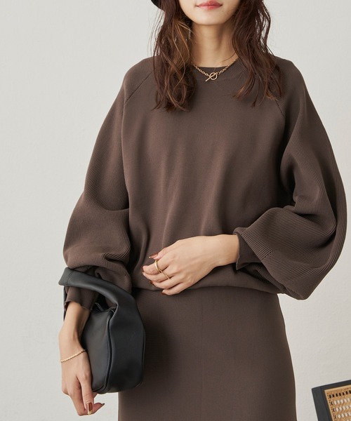 CLEARIMPRESSION （クリアインプレッション）の「【セットアップ対応】クルーネックボリュームスリーブニット（ニット/セーター・レディース・ブラウン/ブラック・FREE）」の13枚目の写真