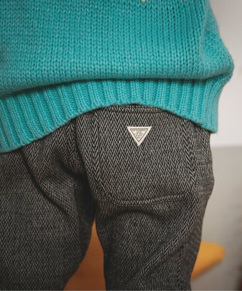 BREEZE（ブリーズ）の「バラエティーセーター（ニット/セーター・キッズ・アイボリー/レッド/サックスブルー/ブラウン/チャコール・100/120/140/90）」の19枚目の写真