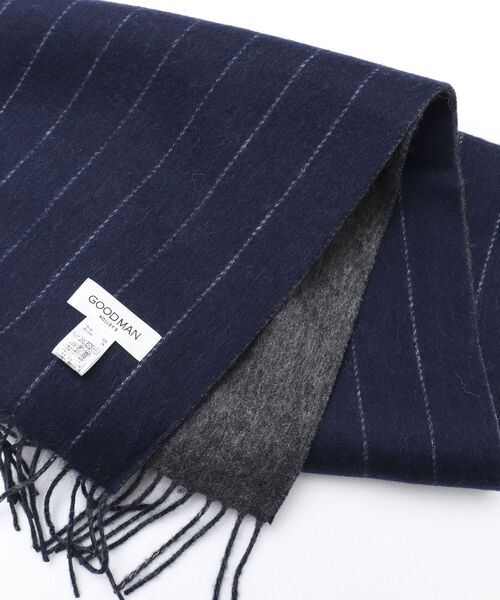 NOLLEY'S goodman（ノーリーズグッドマン）の「Wフェイスウールカシミヤストライプマフラー アラシャンカシミヤ混 30cm幅（マフラー・メンズ・ブラック×グレー/ネイビー・FREE）」の5枚目の写真