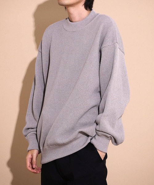 crepuscule(クレプスキュール)の「crepuscule Moss stitch Moc Neck L/S sweat 2203-001(ニット/セーター・メンズ・ブラック/ブラック系その他/ベージュ/パープル・SMALL/MEDIUM)」の4枚目の写真