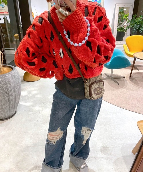 Alley by w closet（アリーバイダブルクローゼット）の「【Alley】穴あきニットプルオーバー（ニット/セーター・レディース・オレンジ/ブルー/オフホワイト・FREE）」の13枚目の写真