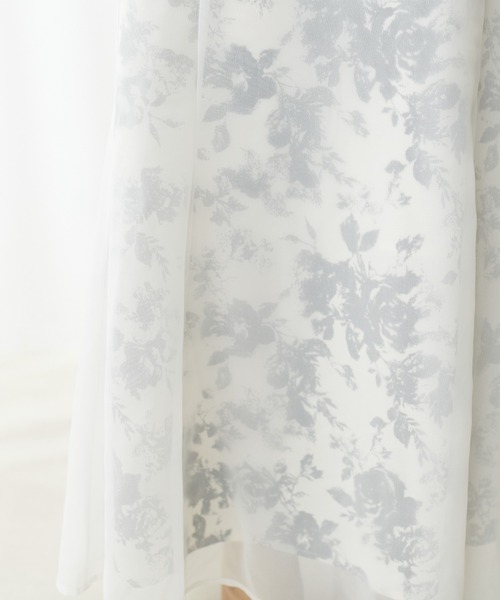 natural couture(ナチュラルクチュール)の「2023SSアイテム/WEB限定/osono長さ変えれるシアー重ねスカート(スカート・レディース・ベージュ/ブルー/オフホワイト・MEDIUM)」の11枚目の写真
