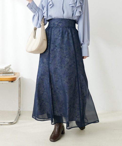 natural couture(ナチュラルクチュール)の「2023SSアイテム/WEB限定/osono長さ変えれるシアー重ねスカート(スカート・レディース・ベージュ/ブルー/オフホワイト・MEDIUM)」の21枚目の写真