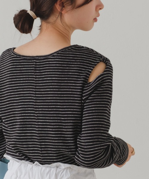 Kastane（カスタネ）の「【2023SSカタログ掲載アイテム】アームスリットプルオーバー（Tシャツ/カットソー・レディース・ブラック/オフホワイト/ブルー/ホワイト系その他・FREE）」の3枚目の写真