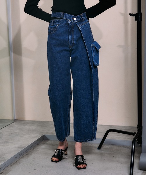 PRANK PROJECT(プランクプロジェクト)の「アシメタックカーゴデニムパンツ/Asymmetry Tack Cargo Jeans(デニムパンツ・レディース・ブラック/ブルー・38/36)」の6枚目の写真
