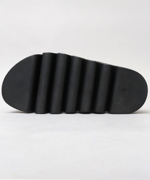 glabella（グラベラ）の「超厚底 パデッド クロスバンド サンダル / ハイソール レザーサンダル（サンダル・メンズ・ブラック・S/M/L）」の9枚目の写真