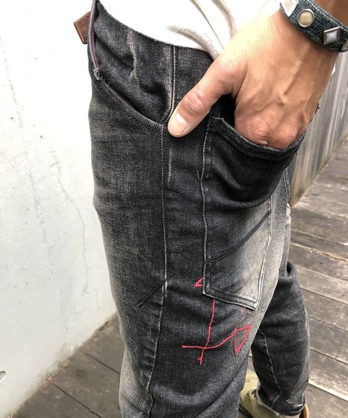 BURNOUT（バーンアウト）の「ツイストst.デニムUSEDパンツ（デニムパンツ・メンズ・インディゴブルー/ブラック・L/M）」の5枚目の写真