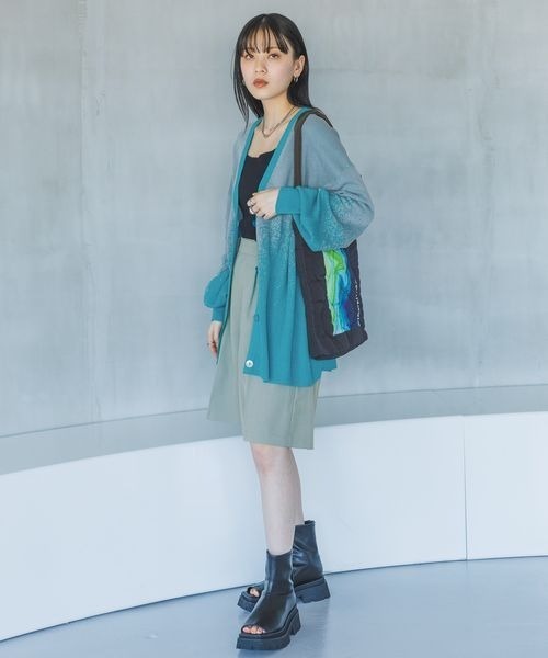 JEANASIS(ジーナシス)の「12GミストグラデVカーディガン/195239(カーディガン/ボレロ・レディース・ブルー系その他/ブラウン系その他/オレンジ系その他/ネイビー系・FREE)」の18枚目の写真