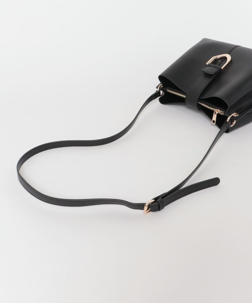 URBAN RESEARCH（アーバンリサーチ）の「リング付2WAYバッグ（ショルダーバッグ・レディース・ライトグレー/ブラック/ブラウン系その他・ONE）」の13枚目の写真