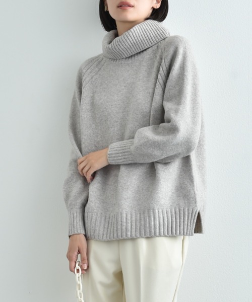 INTERPLANET（インタープラネット）の「７Ｇ天竺オフタートルプルオーバー（ニット/セーター・レディース・モカ/オフホワイト/ネイビー/チャコールグレー/ピンクベージュ・FREE）」の7枚目の写真