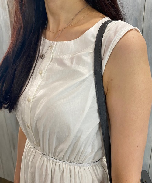 Miscere(ミスケーレ)の「☆ 配色ステッチノースリティアードワンピース W1859(ワンピース・レディース・オフホワイト/ネイビー・FREE)」の11枚目の写真