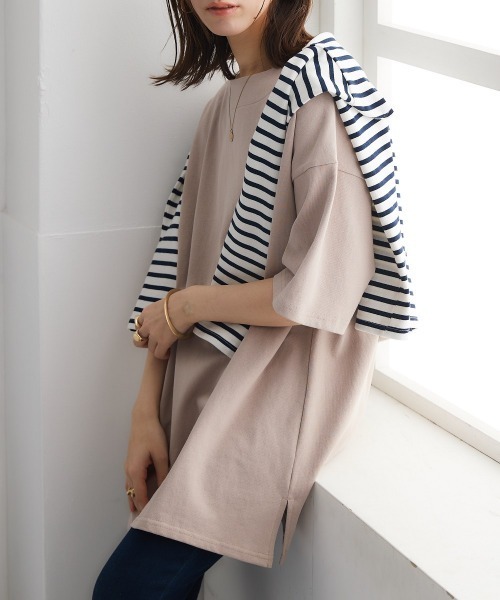 nissen（ニッセン）の「【販売終了】綿１００％バスクオーバーサイズ５分袖チュニック（Tシャツ/カットソー・レディース・ライトカーキ/グレイッシュベージュ/グレイッシュブルー/ブラック/オフホワイト・S～Ｍ/L～LL）」の6枚目の写真