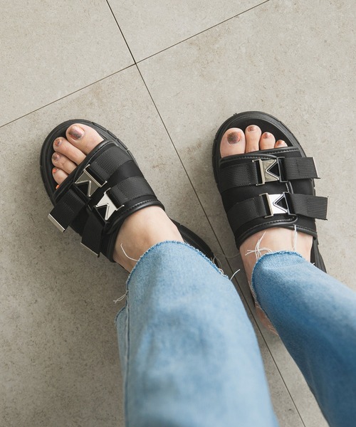 rectangle（レクタングル）の「バックルベルトスライダーサンダル（サンダル・レディース・ブラック・SMALL/MEDIUM/LARGE/X-LARGE）」の20枚目の写真