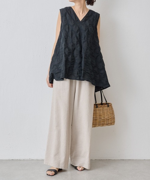 BEARDSLEY（ビアズリー）の「ドットリップルノースリブラウス