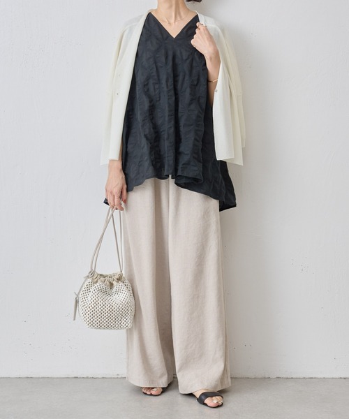 【新品タグ付】BEARDSLEY ビアズリードットリップルノースリーブブラウス白 新品タグ付】BEARDSLEY ビアズリードットリップルノースリーブ
