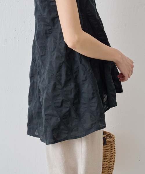 BEARDSLEY（ビアズリー）の「ドットリップルノースリブラウス（タンク