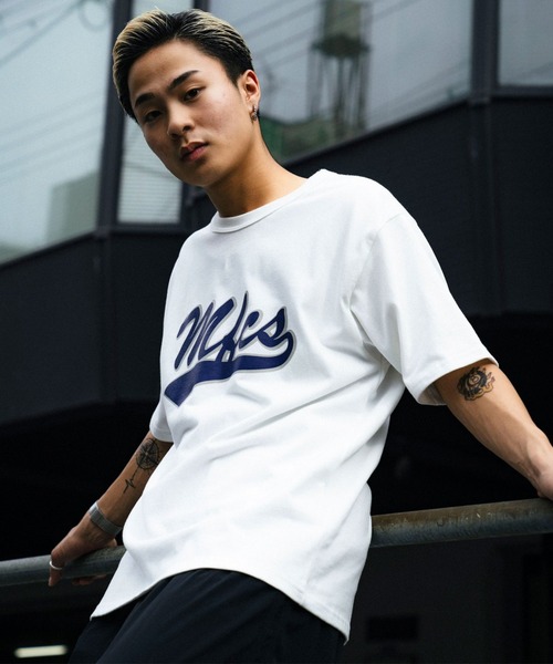 FRUIT OF THE LOOM(フルーツオブザルーム)の「FRUIT OF THE LOOM x MFC STORE MFCS TEAM LOGO S/S TEE(Tシャツ/カットソー・メンズ・チャコール/ホワイト/ブラック・M/L/XL/XXL)」の17枚目の写真