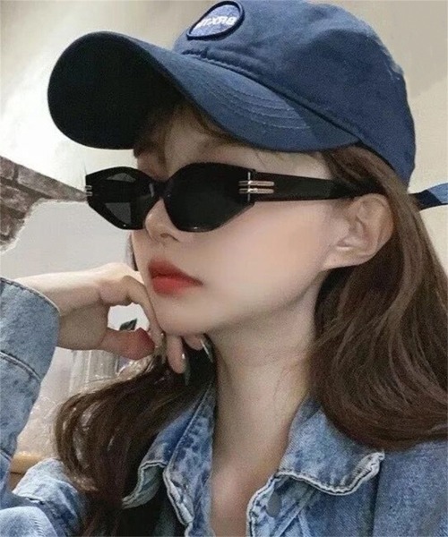 Ritzy（リッツィー）の「キャッツアイサングラス（サングラス・レディース・グレー系/ブラウン系/グリーン系/ホワイト/ブラック/ベージュ/その他・FREE）」の19枚目の写真