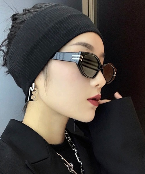 Ritzy（リッツィー）の「キャッツアイサングラス（サングラス・レディース・グレー系/ブラウン系/グリーン系/ホワイト/ブラック/ベージュ/その他・FREE）」の18枚目の写真