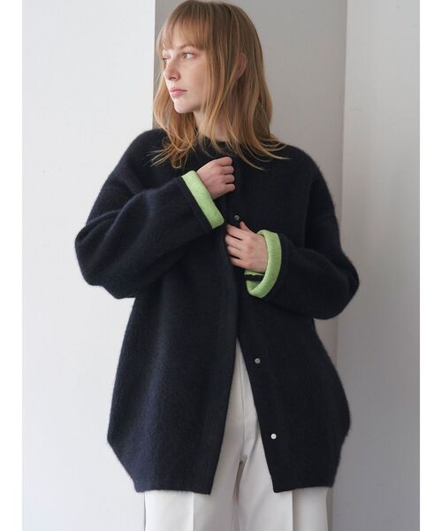 ELENDEEK(エレンディーク)の「CNラクーンミックスWカーディガン(ノーカラージャケット・レディース・ラベンダー/ベージュ/ピンク/キャメル/ブラック/アイボリー/ブルー・01/02)」の8枚目の写真