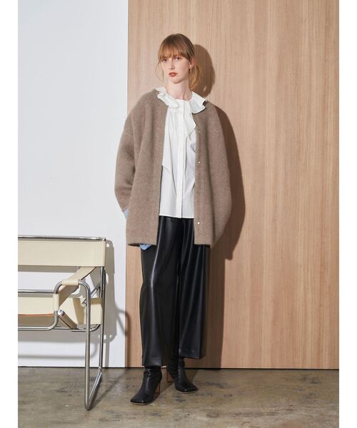 ELENDEEK(エレンディーク)の「CNラクーンミックスWカーディガン(ノーカラージャケット・レディース・ラベンダー/ベージュ/ピンク/キャメル/ブラック/アイボリー/ブルー・01/02)」の12枚目の写真