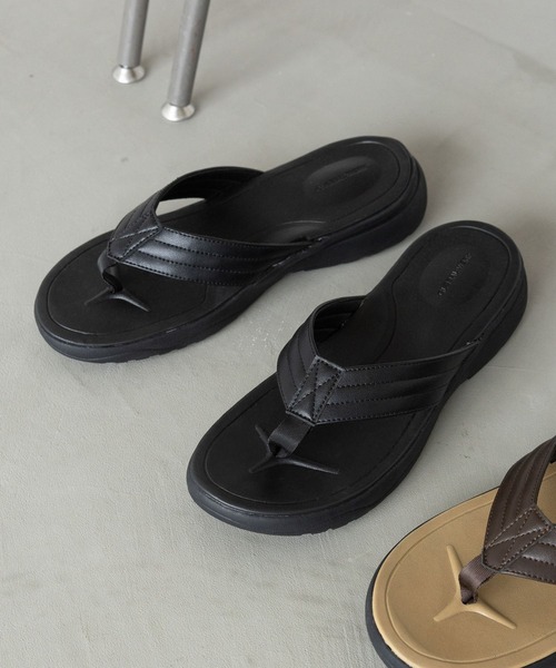 GLOBAL WORK（グローバルワーク）の「らくごこちライトサンダル/トング/704451（サンダル・メンズ・ブラック/ダークブラウン・LARGE/MEDIUM）」の13枚目の写真