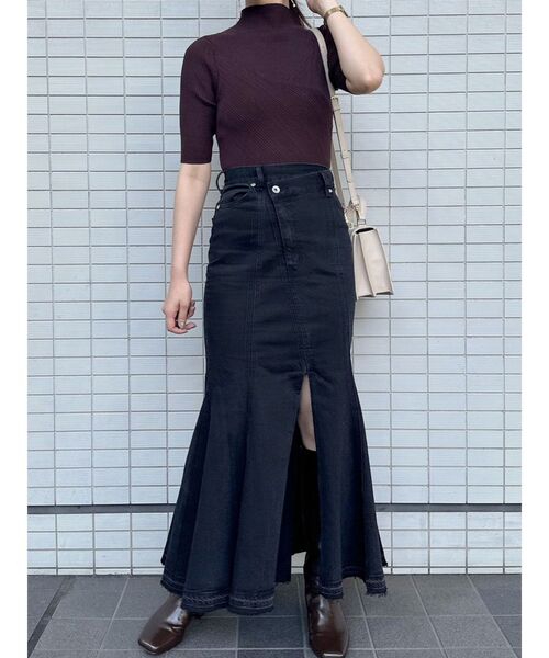 MERCURYDUO(マーキュリーデュオ)の「2WAYアシメネックビスチェ風リブニット(ニット/セーター・レディース・パープル/ダークブラウン/アイボリー/ブラック・FREE)」の15枚目の写真