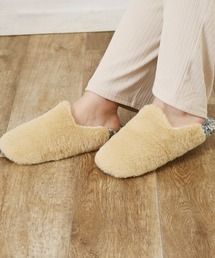 Per sist ence（パーシエンス）の「フェイクファールームシューズ（ルームシューズ/スリッパ）」