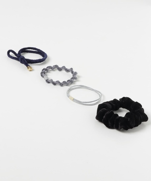 SMELLY(スメリー)の「ベロアゴムセット(ヘアゴム・レディース・ブラック系その他/ベージュ系その他・-)」の9枚目の写真