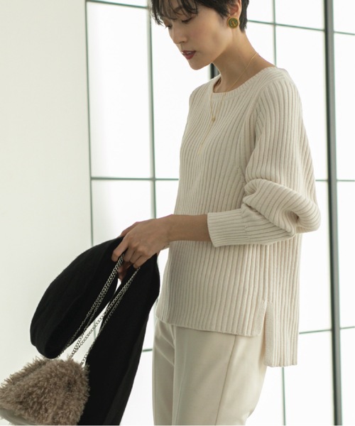 OPAQUE.CLIP（オペークドットクリップ）の「◆ローゲージリブボリュームスリーブニット【洗濯機洗い可】（ニット/セーター・レディース・ピンク系/ホワイト系その他3/オフホワイト/サンドベージュ・36/38/40/42）」の7枚目の写真